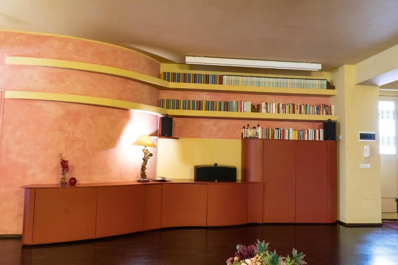 Apartment Bohemian Suite Spacious And Central Loft Bologna